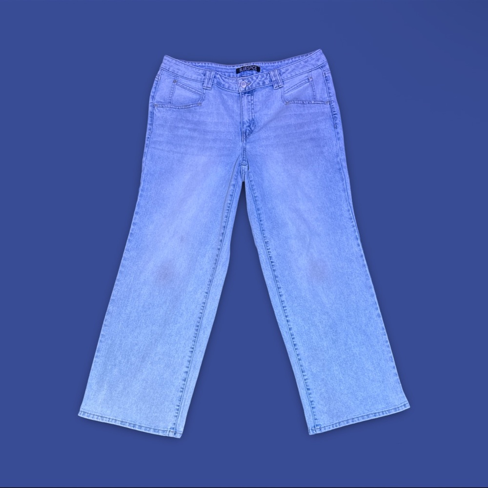 Stylish Light Blue Straight Leg Women's Jeans